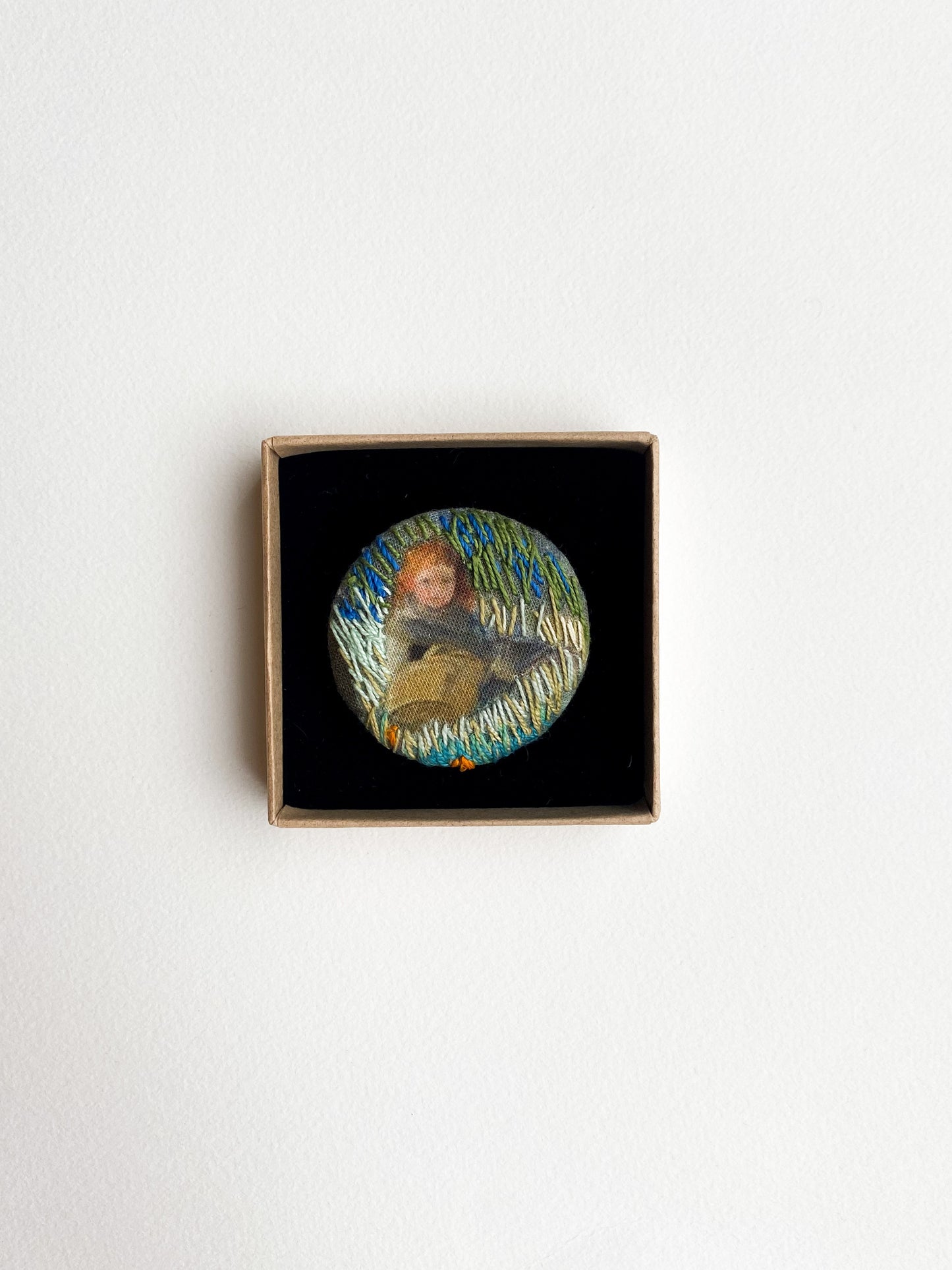 Another Anita Reynolds brooch based on Eva Gonzalès's Children on the Sand Dunes in close-up (Details Vary)