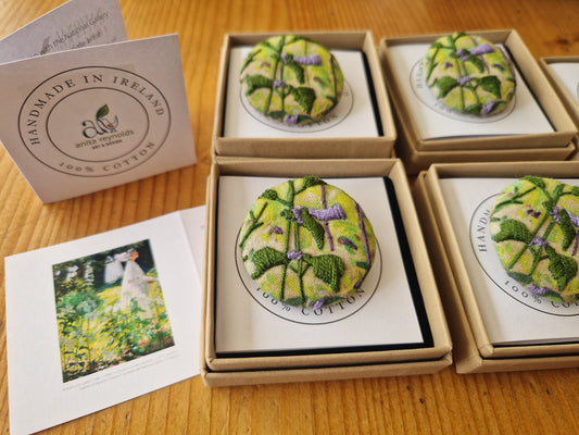 A Convent Garden Brooch by Anita Reynolds