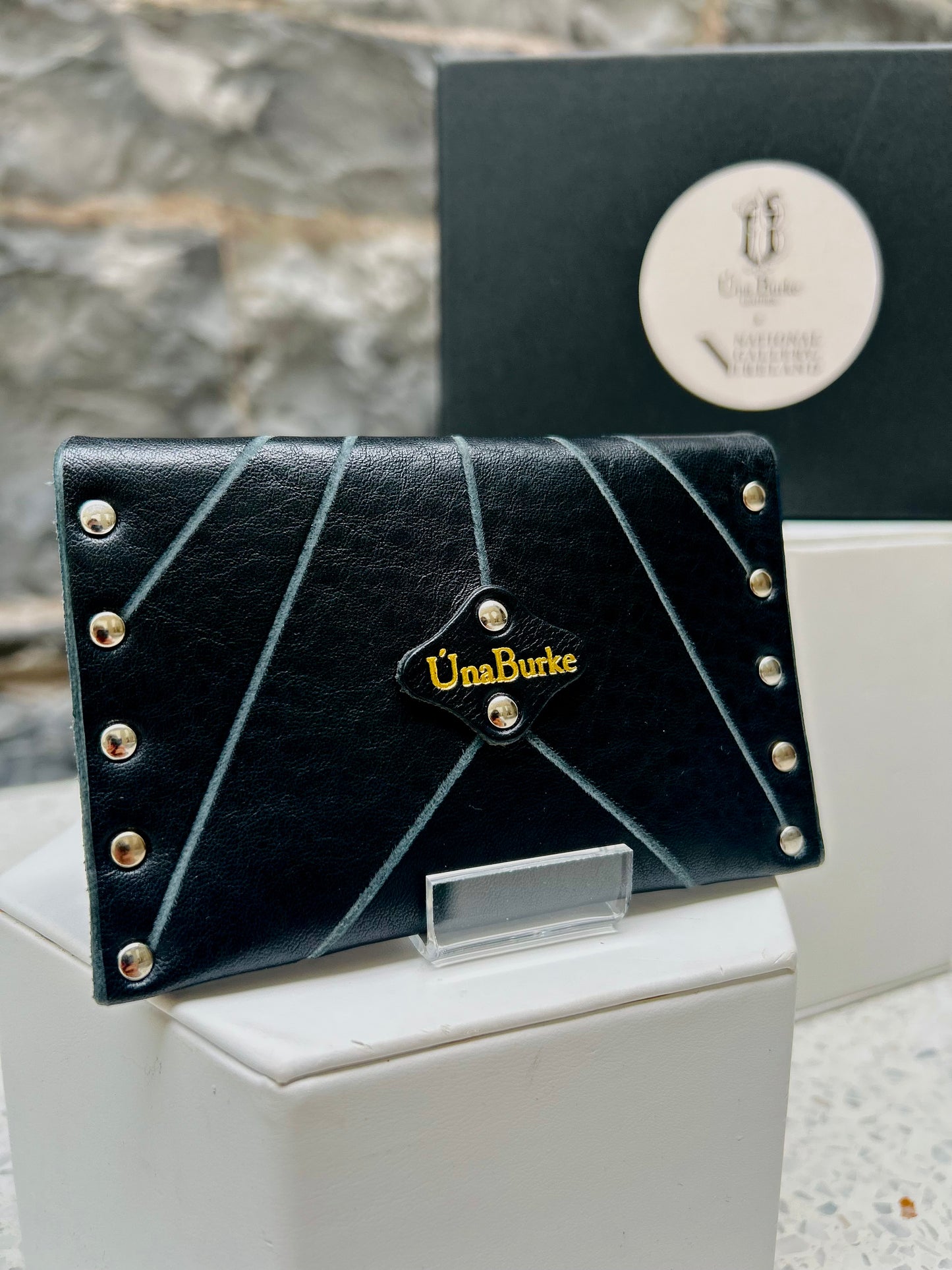 Black & Silver WB Purse - Una Burke
