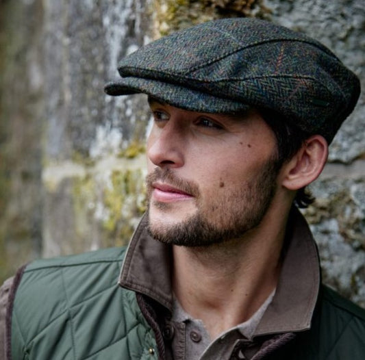 Irish Driving Cap Dark Green Black Herringbone  - Size M